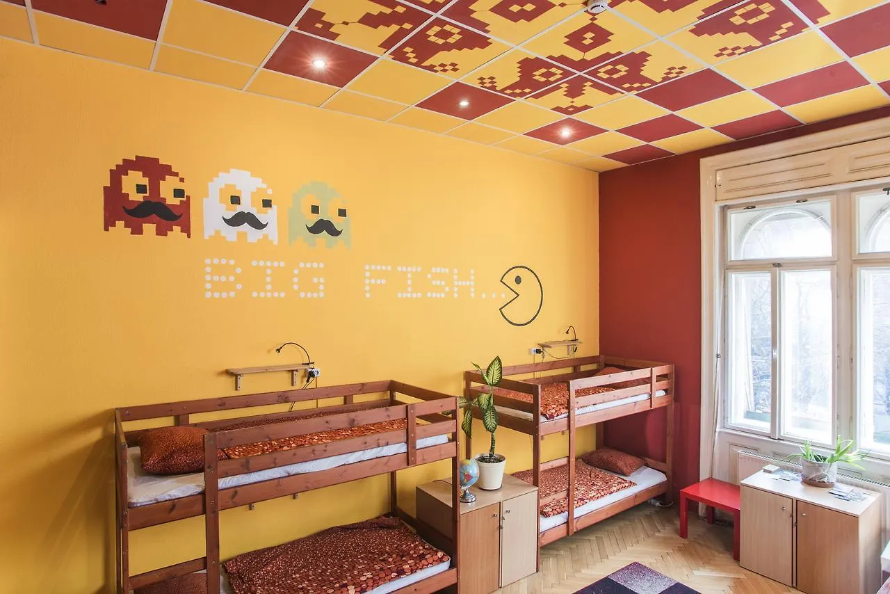 *** Hostel Big Fish Budapest Pansiyon Macaristan