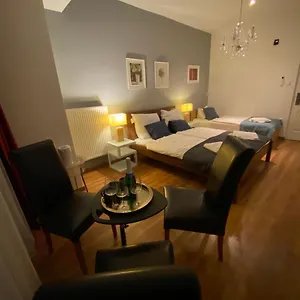 Elegancia Apartment